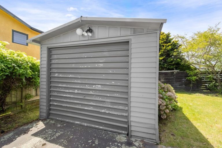 Photo of property in 11 Rainbow Drive, Rainbow Point, Taupo, 3330