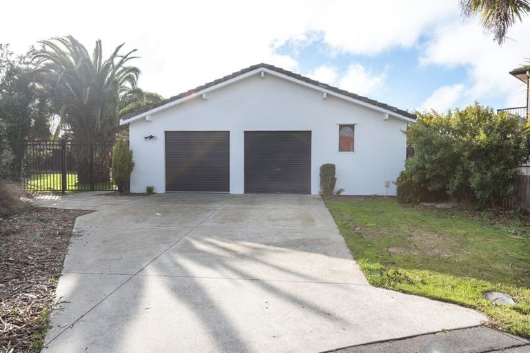 Photo of property in 27 Resolution Place, Bryndwr, Christchurch, 8053