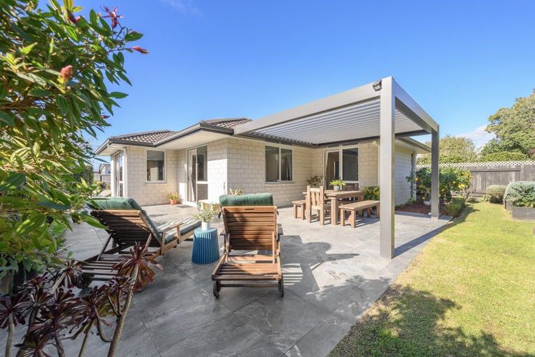 Photo of property in 15 Hansard Place, Bethlehem, Tauranga, 3110