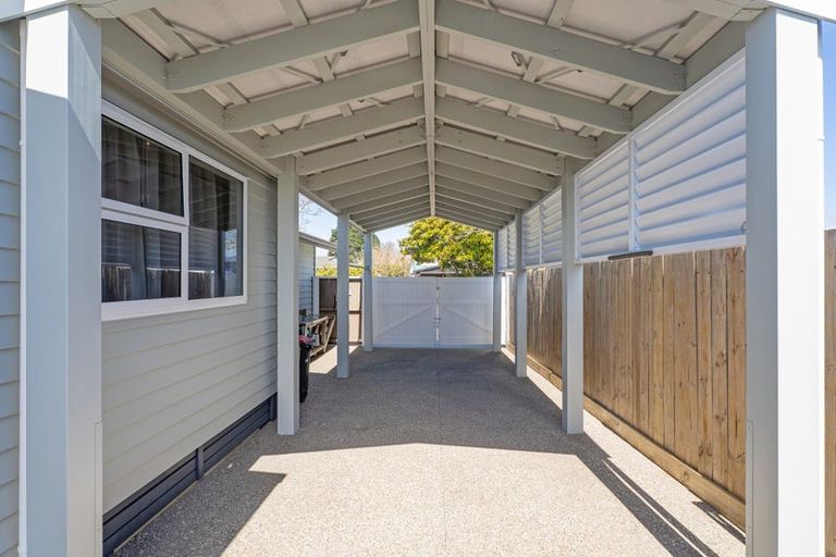 Photo of property in 15 Whitby Avenue, Whitianga, 3510