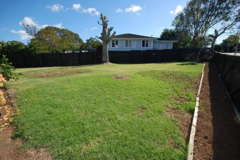 Photo of property in 73 Friesian Drive, Mangere, Auckland, 2022