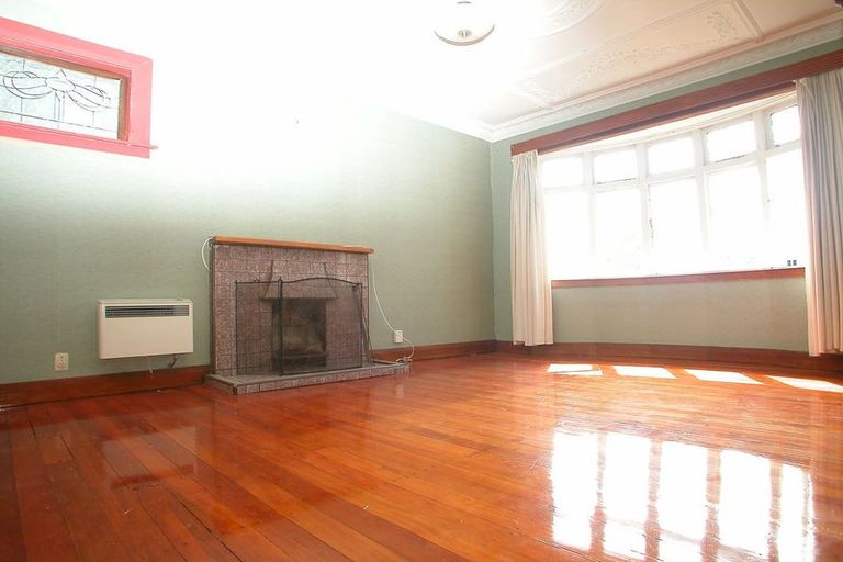 Photo of property in 26 Honiana Te Puni Street, Aro Valley, Wellington, 6021