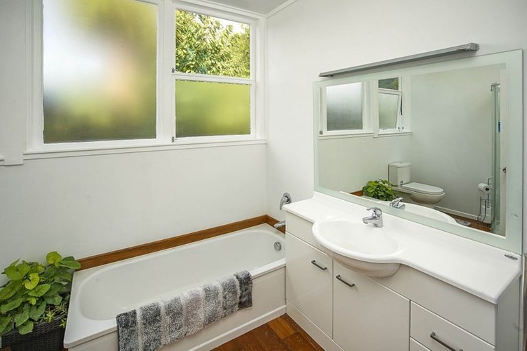 Photo of property in 32 Locking Street, Nelson South, Nelson, 7010