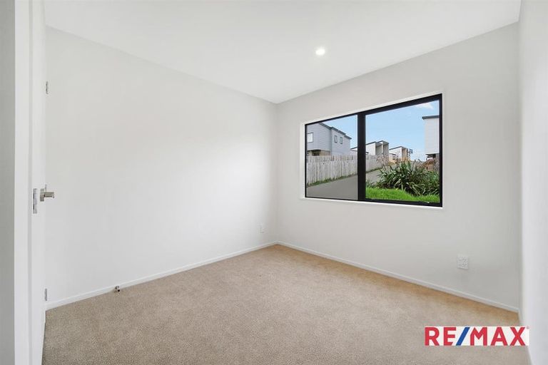 Photo of property in 28b Poruru Close, Papakura, 2110