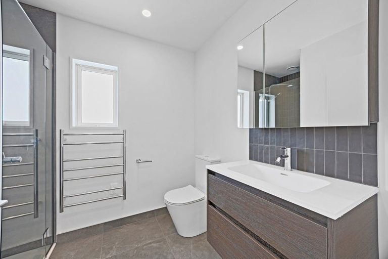 Photo of property in 1/21 Courtenay Street, St Albans, Christchurch, 8014