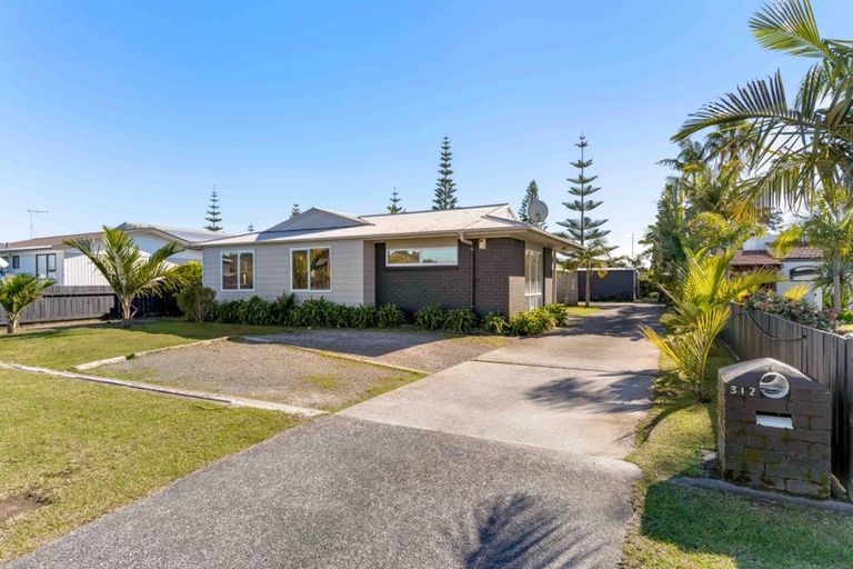 Photo of property in 312 Williamson Road, Whangamata, 3620