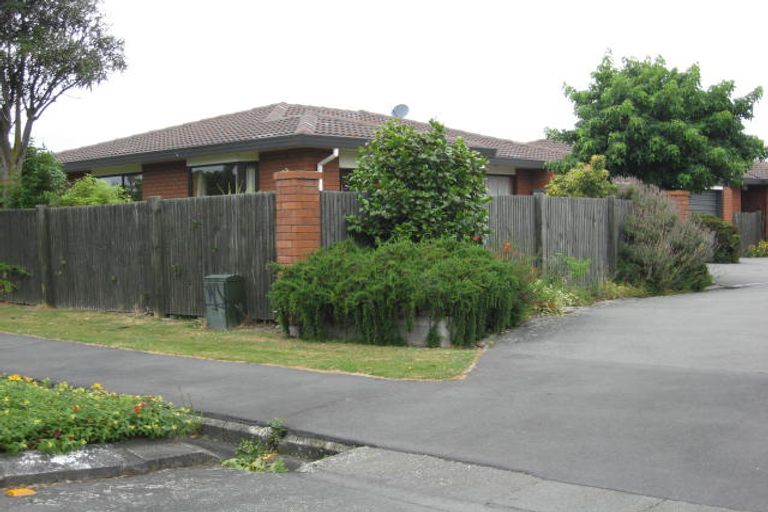 Photo of property in 7/32 Hanrahan Street, Upper Riccarton, Christchurch, 8041