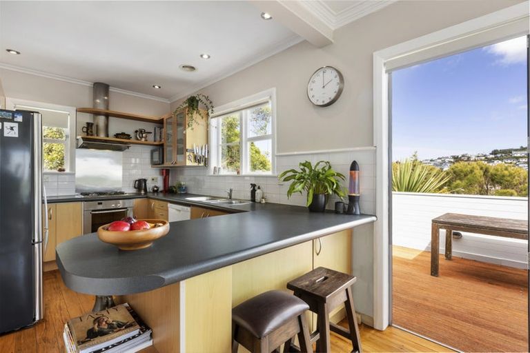Photo of property in 15 Pelorous Street, Paparangi, Wellington, 6037