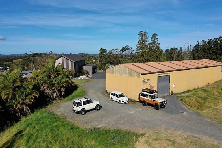Photo of property in 157 Puke Road, Kumeu, 0891