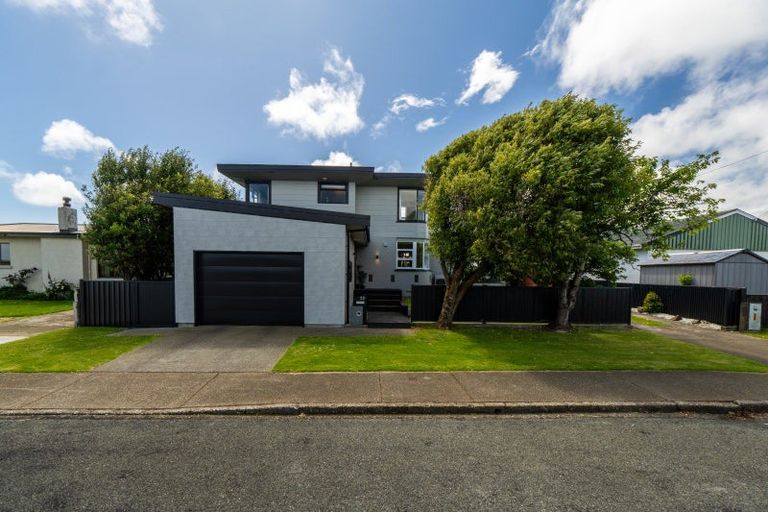 Photo of property in 22 Fairview Avenue, Hawthorndale, Invercargill, 9810