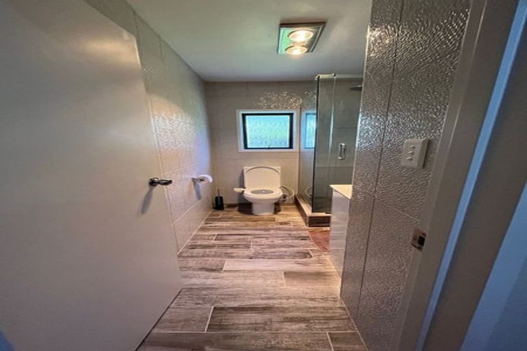 Photo of property in 6b Flamingo Court, Goodwood Heights, Auckland, 2105