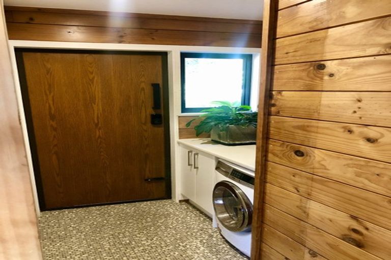 Photo of property in 47 Stillwater Crescent, Stillwater, Silverdale, 0993