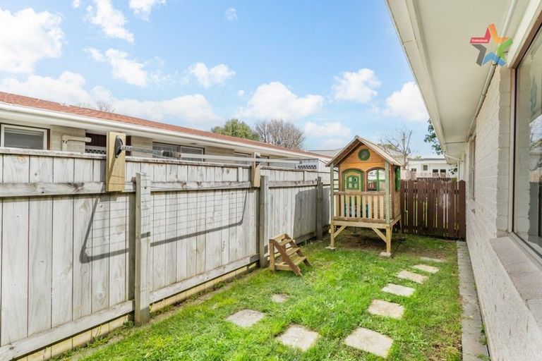 Photo of property in 51b Ludlam Crescent, Woburn, Lower Hutt, 5010