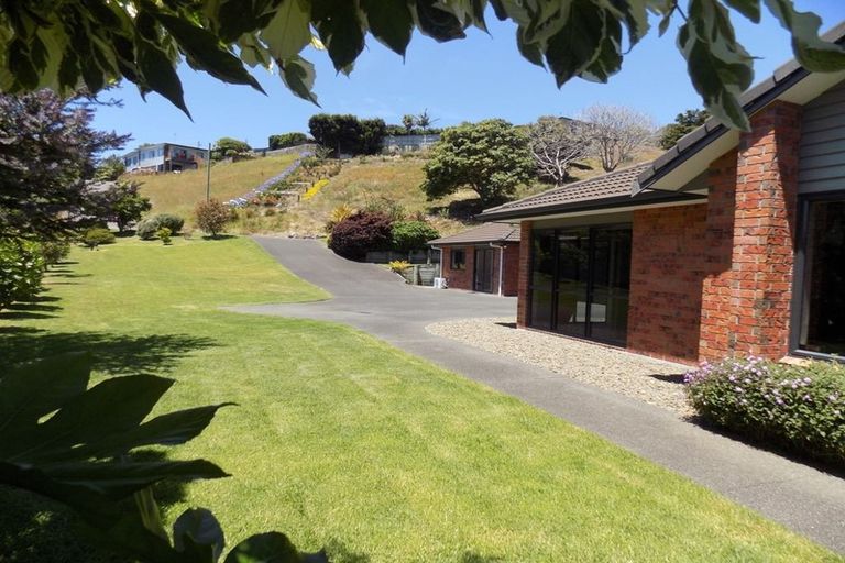 Photo of property in 2 Flight Valley Way, Welcome Bay, Tauranga, 3175