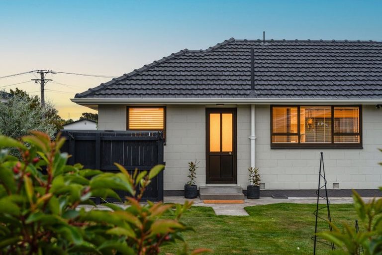 Photo of property in 88 Cotswold Avenue, Bishopdale, Christchurch, 8053