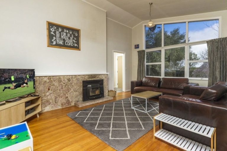 Photo of property in 35 Gladstone Road, Richmond, 7020