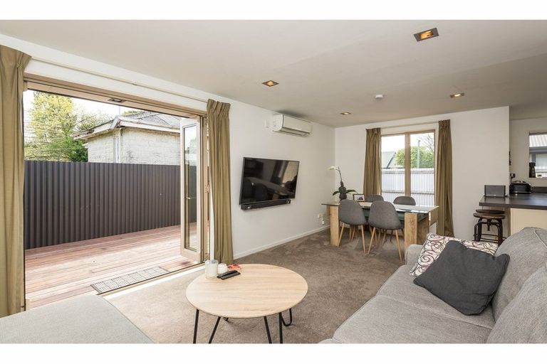 Photo of property in 65a Cleveland Street, Edgeware, Christchurch, 8013