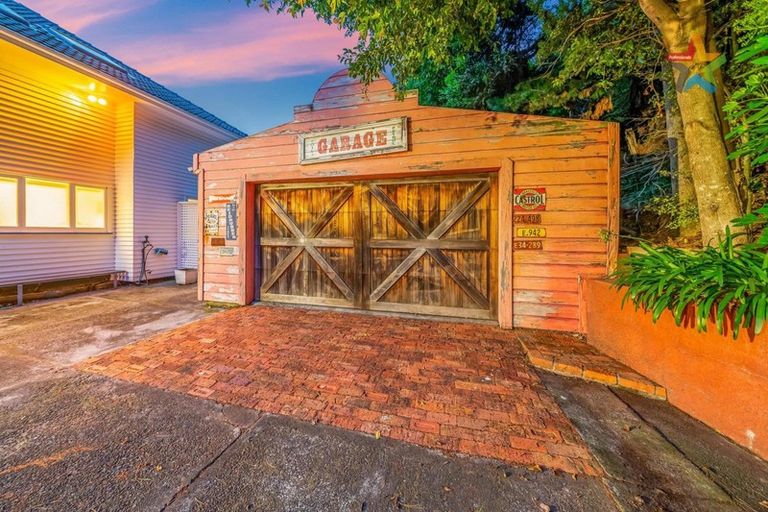 Photo of property in 31 Hayward Terrace, Waiwhetu, Lower Hutt, 5010