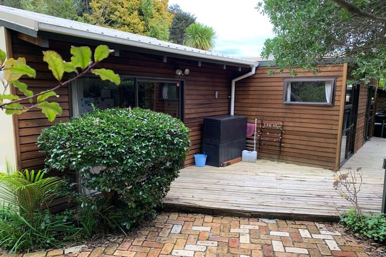 Photo of property in 541b South Titirangi Road, Titirangi, Auckland, 0604