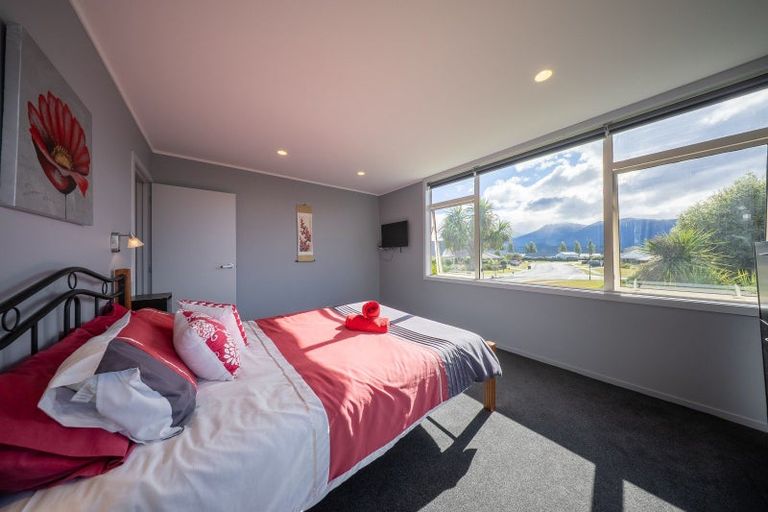 Photo of property in 80 Bligh Street, Te Anau, 9600