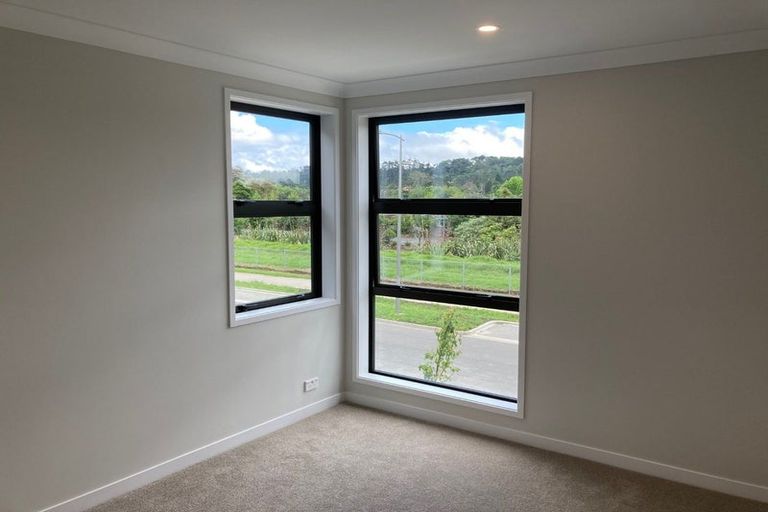 Photo of property in 19a O'meara Street, Swanson, Auckland, 0614