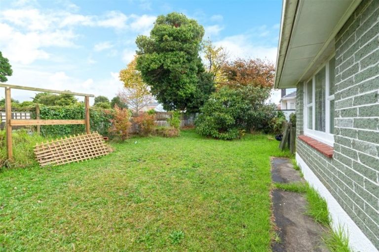 Photo of property in 145b Rangitoto Road, Papatoetoe, Auckland, 2025