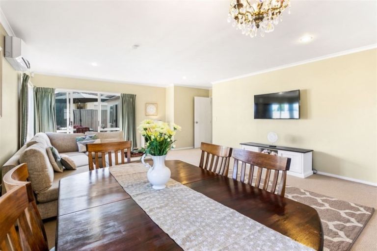 Photo of property in 93 Espalier Drive, Henderson, Auckland, 0612