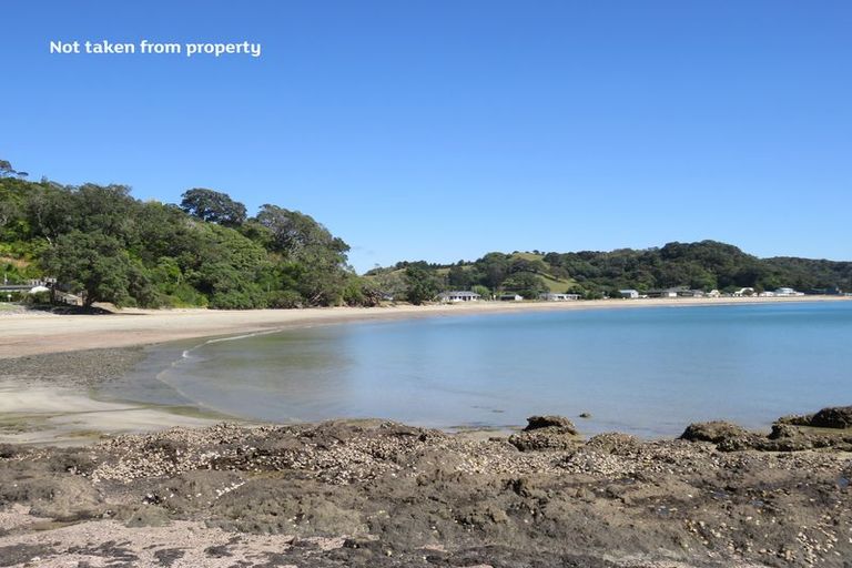 Photo of property in 25 Taiwa Road, Oakura, Hikurangi, 0184