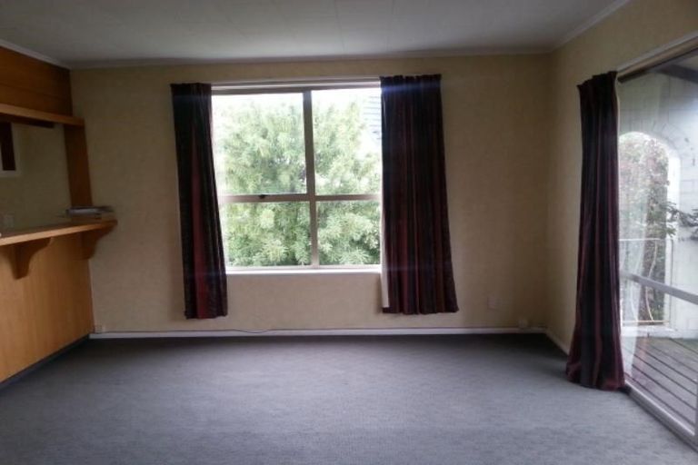 Photo of property in 1/8 Woodstock Place, Russley, Christchurch, 8042