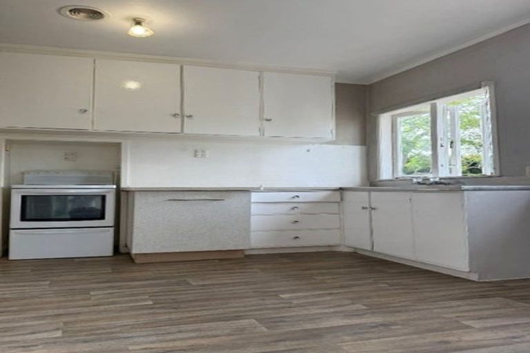 Photo of property in 18a Grove Road, Papakura, 2110