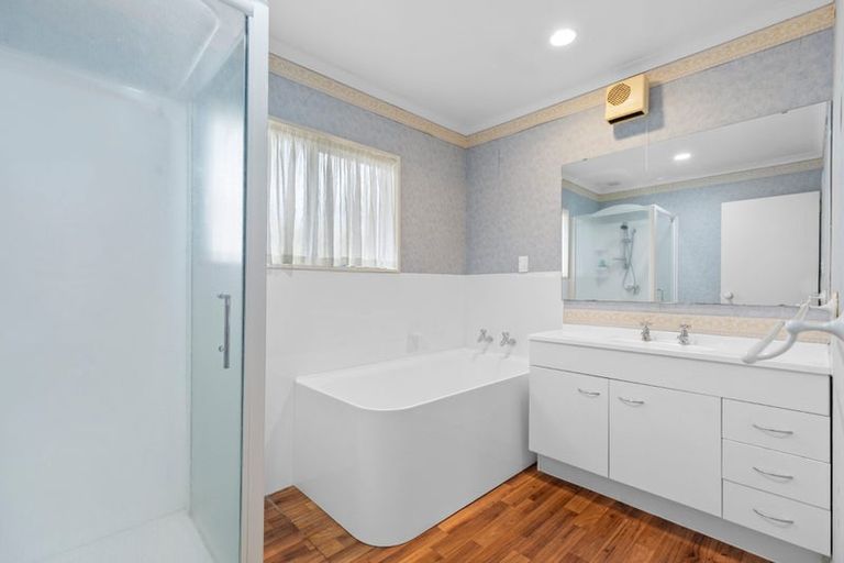 Photo of property in 5 Robinia Place, Ohauiti, Tauranga, 3112