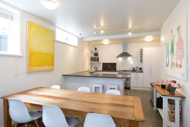 Photo of property in 34 Sentinel Road, Herne Bay, Auckland, 1011