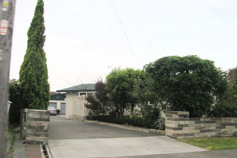 Photo of property in 1 Cornwall Road, Taradale, Napier, 4112