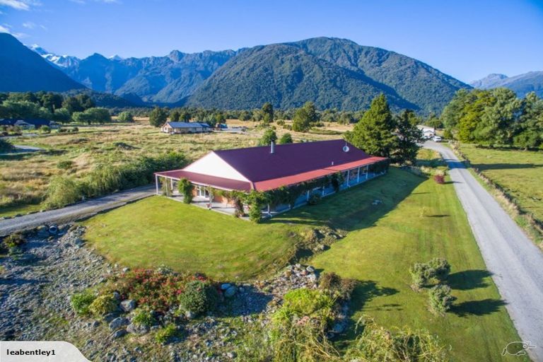 Photo of property in Misty Peaks B And B, 105 Cook Flat Road, Fox Glacier, 7886
