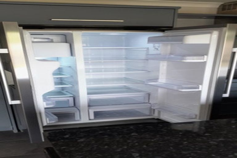 Photo of property in 4 Bourke Place, Havelock North, 4130