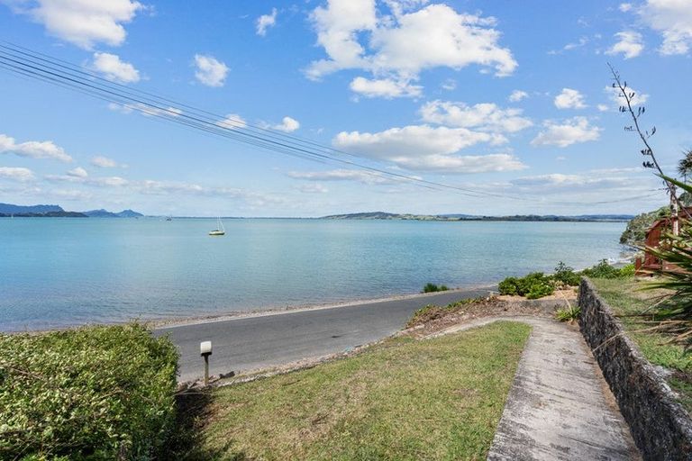 Photo of property in 118 Beach Road, Onerahi, Whangarei, 0110