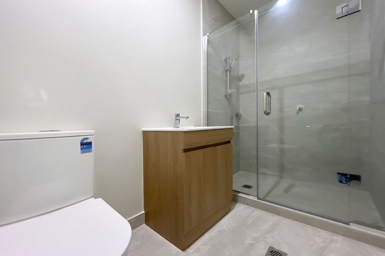 Photo of property in 16 Yellow Pear Lane, Karaka, 2578