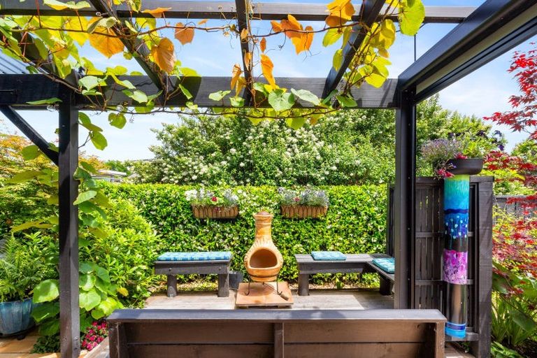 Photo of property in 16a Everest Avenue, Havelock North, 4130