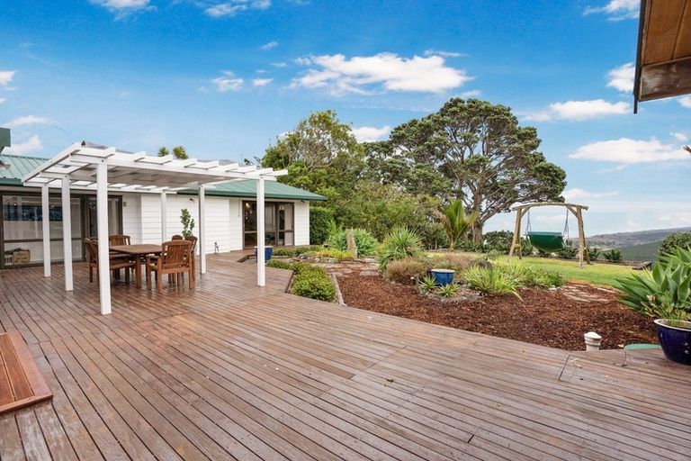 Photo of property in 151 Oaia Road, Muriwai, Waimauku, 0881