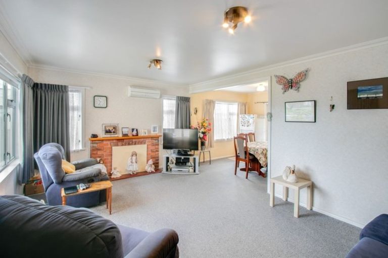Photo of property in 4 Wycliffe Street, Onekawa, Napier, 4110