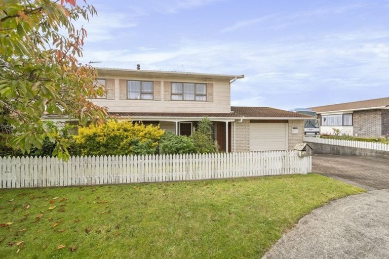 Photo of property in 3 Virginia Place, Whalers Gate, New Plymouth, 4310