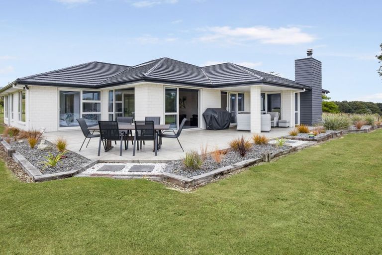 Photo of property in 335 Muhunoa Road East, Muhunoa East, Levin, 5570