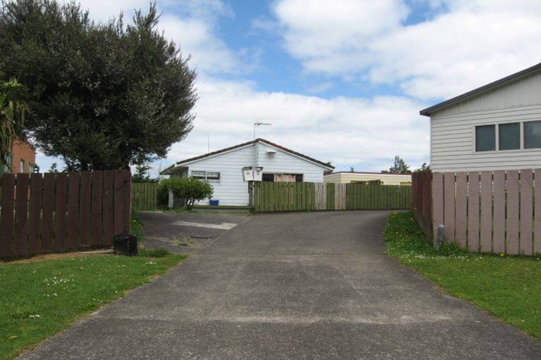 Photo of property in 30b Frank Hewitt Street, Pukekohe, 2120