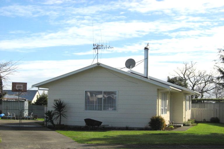 Photo of property in 19 Vincent Drive, Levin, 5510