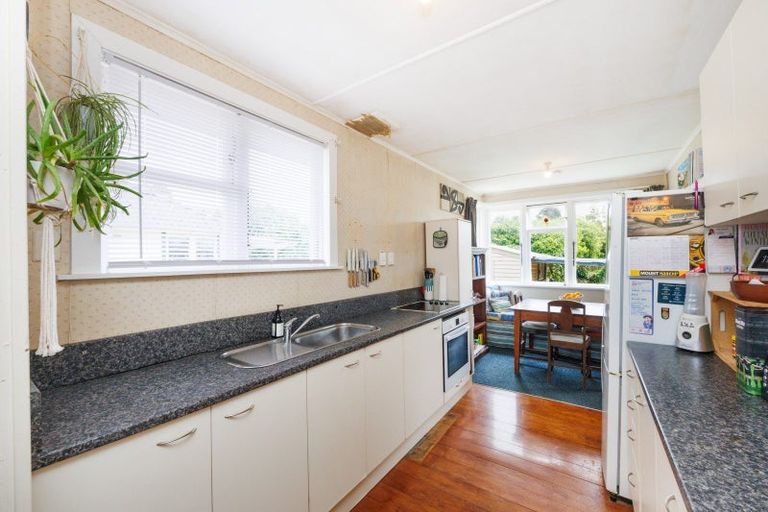 Photo of property in 3 Collins Crescent, Feilding, 4702