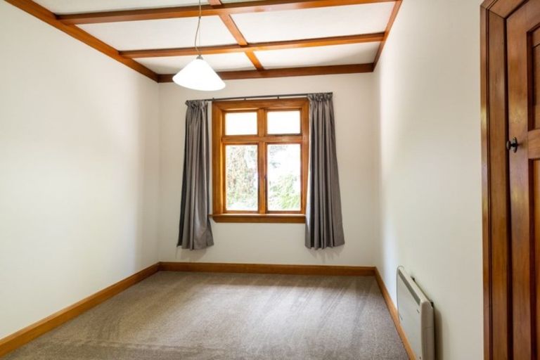 Photo of property in 8 Harvey Road, Bluff Hill, Napier, 4110