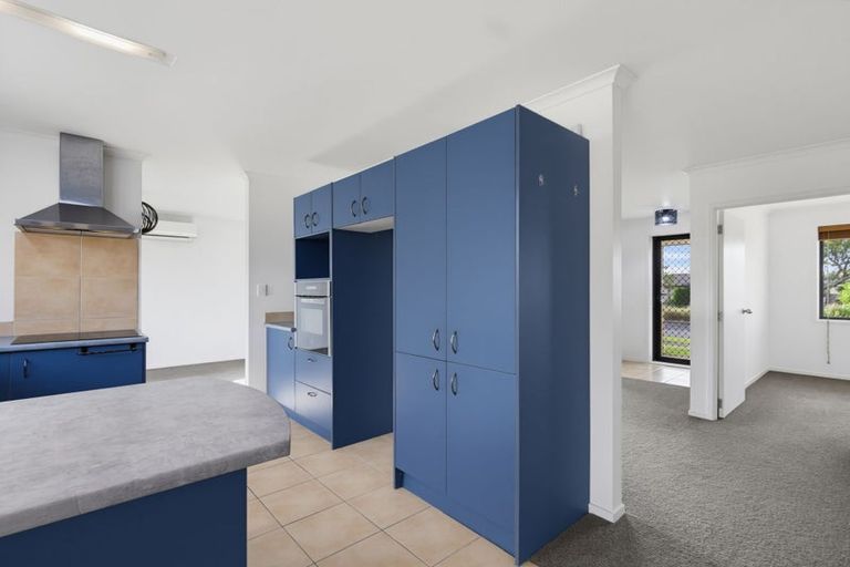 Photo of property in 46 Riverside Drive, Waiuku, 2123