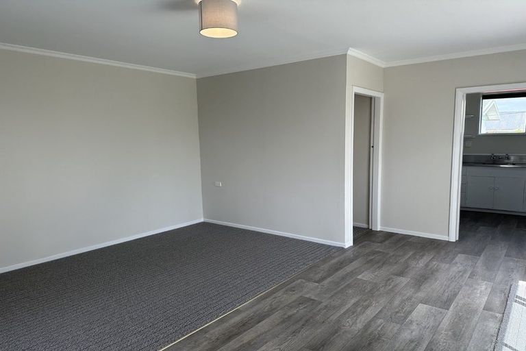 Photo of property in 17 Iti Street, Otaki, 5512