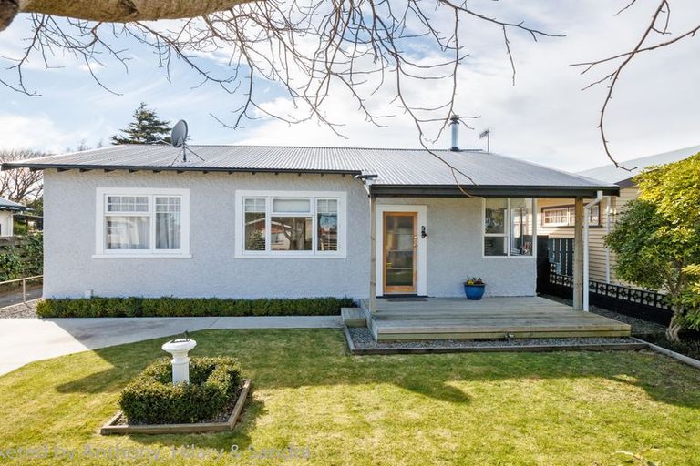 Photo of property in 39 Wood Street, Takaro, Palmerston North, 4410
