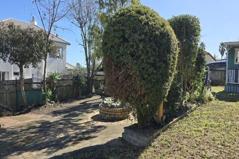 Photo of property in 755 Chapel Road, Dannemora, Auckland, 2016